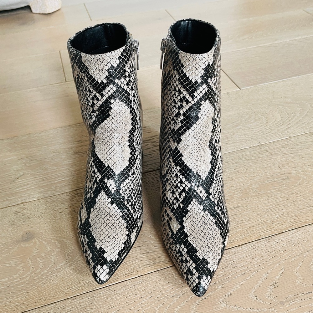 Marc Fischer Retire Bootie in Snakeskin - Picture 5 of 6